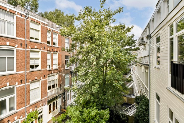 Medium property photo - Jacob Obrechtstraat 1-2, 1071 KC Amsterdam